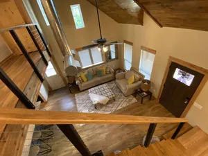Image of End of Summer Special Aug & Sept! Sleeps 10 Book two nights & 3rd night is free!