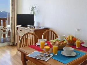 Image of Wifi, fitness, swimming pool, terrace, parking, ski locker, 40m², Font Romeu