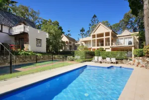 Image of Little Cove 3 Bedroom Delight with Pool