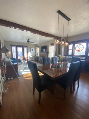 Image of The Ross-Downtown Alamosa *Hot Springs Admission Included* STR#2939