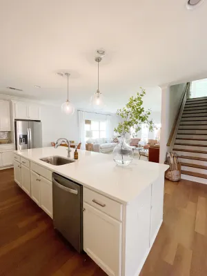 Image of 4 Bedroom Luxury Gameday House, 8 min to Stadium