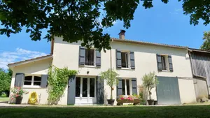 Image of Les Chênes du Gueymut - Peace and tranquility in sunny South-West France