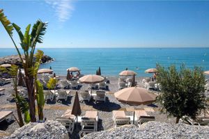 Image of Beautiful property, at the foot of St Paul de Vence, 3 houses, 15p\/land with large swimming pool.