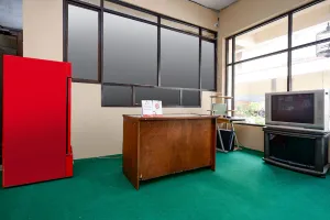 Image of RedDoorz at H&W Hotel Solo