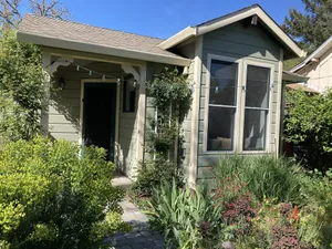 Image of Healdsburg Cottage  Walk to the Plaza, Workspace