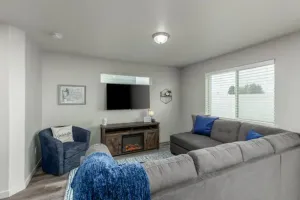 Image of Let's Gather - Centrally Located & Pet Friendly.