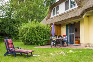 Image of Idyllic Thatched Cottage Hawthorn 1 with Sauna and Fireplace - DHH Hawthorn 1