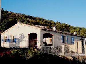 Image of Le Murier : Grote Vakantiewoning Type 2 Onder 1 dak met Privé Zwembad