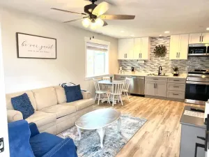 Image of Guest Suites 1998 #1 - Charming 1 bedroom 1 bath Suite