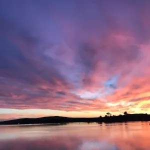 Image of Waterfront 2 Bed 2 bath, Woodstove + INCREDIBLE VIEWS right on Bodega Bay!
