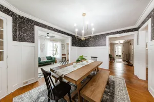 Image of Rare East Side Gem! Walk > Lake Michigan. Historic Flat by Beach, UWM, Lake Park