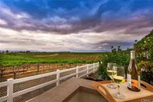 Image of Charming Cottage in the heart of Wine Country