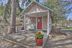Image of Historic Twisp Cottage - Mountain & River View!