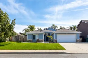 Image of 5 Bedroom House in Beautiful NW Bakersfield