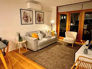 Image of 2 Bdrm Apt in Annandale with Courtyard & Parking