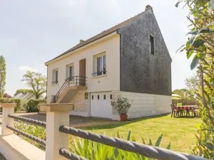 Image of Cozy Countryside Cottage near Brière Park with Garden, WiFi, and Modern Amenities
