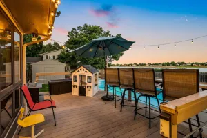 Image of Pool Open Apr 15?~Family~Biz Travelers, Lake View!