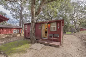 Image of Cozy home, full kitchen for two!