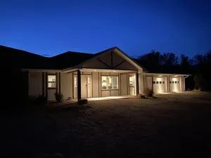 Image of Modern Luxury Home on the River w\/ 3 Bedrooms