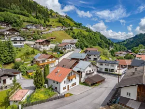 Image of Fantastic chalet with sauna, 130m to the ski bus