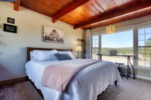 Image of Ponderosa Cabin at Highland Meadows