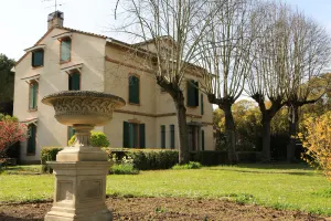 Image of Villa with pool, Air Conditiong & private cinema. Sleeps 23