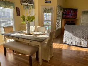 Image of Contemporary 3BD\/2BA Condo Perfect for YOUR Next Getaway (Pleasure or Work!)