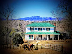 Image of Fiddlers Farmhouse