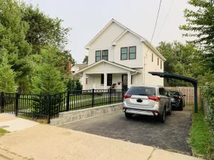 Image of Beautiful new home - mins away from Washington DC