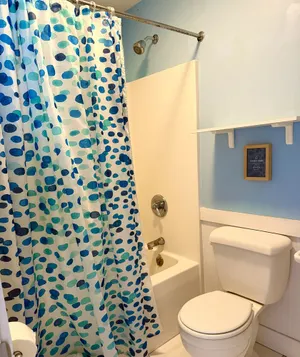Image of Studio unit with kitchenette