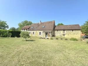 Image of Maison rustique près de Sarlat: 4 chambres, jardin, Wi-Fi, activités nature, ferme et lac à proximité - FR-1-616-186