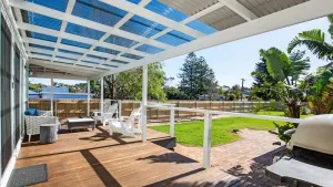 Image of Breathe - Pet Friendly - 2 Mins Walk to Beach