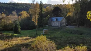Image of Exclusive Unique Woodland House Loch Ard Forest\/ The Trossachs Aberfoyle
