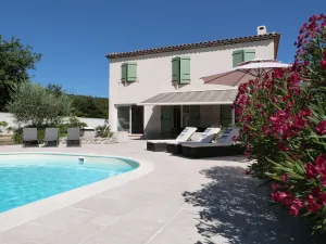 Image of Bastide near golf course - heated swimming pool (April to October) - car recharging station