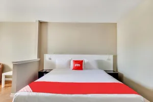 Image of Relaxing Stay! Minutes to National Route 66 Museum, Free Parking