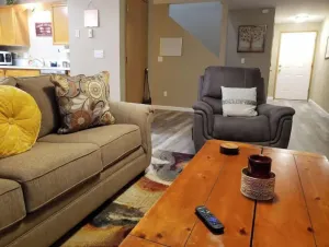 Image of ~Stay Vancouver! Short or Extended. Pet Friendly.