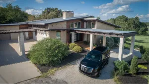 Image of Modern Austin Retreat Getaway - exquisite home!