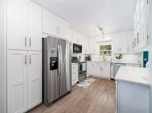 Image of Beach Lovers Paradise! 3 Blocks from the Beach!