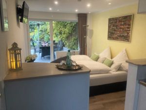 Image of AusZeit guest apartment with terrace near the airport