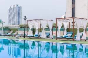 Image of Evergreen Place Siam by UHG