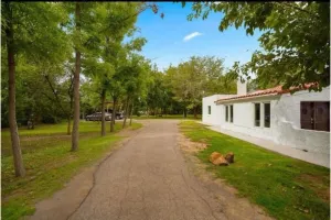 Image of Cottage Casita on an Orchard. No parties nor gatherings.