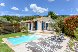 Image of Air-conditioned villa with garden private pool
