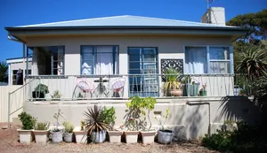 Image of Cosy & cheerful three bedroom cottage with sea views & wifi - pets welcome!