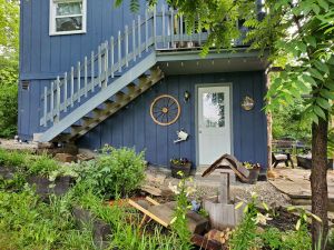 Image of Quaint Stream Side Garden Flat