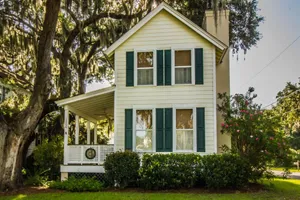 Image of Charming Coastal Cottage Near Beaufort & Parris Island: 2BR, Near Shops, Beaches & Nature!