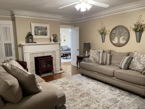 Image of 1940s 3 Bedroom 2 Bath fully furnished home in the historic Overlook District