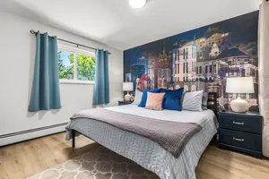 Image of Bright & Spacious 2 Bedroom, Quiet