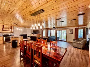 Image of Poco's Retreat                                .