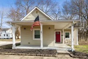 Image of Chestnut St 3 Bedroom House in Historic Loveland