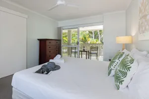 Image of Comfortable and Spacious Townhouse with King Bedroom